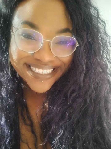 photo of a woman wearing glasses